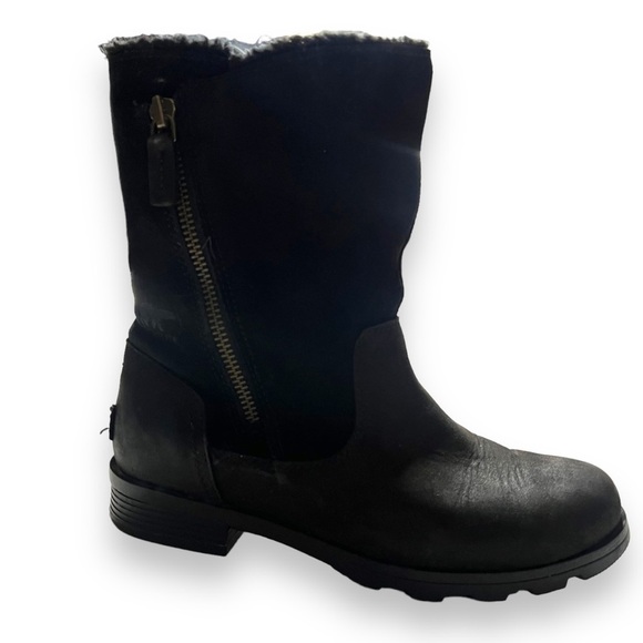 SOREL Emelie Fold Over Women's Size 7 Black Leather Fur Boots NL3025-010 - Picture 1 of 9